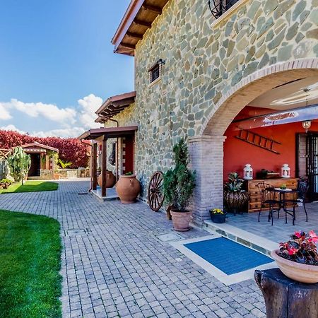 B&B A Casa Di Giulia Guidonia Montecelio Екстер'єр фото