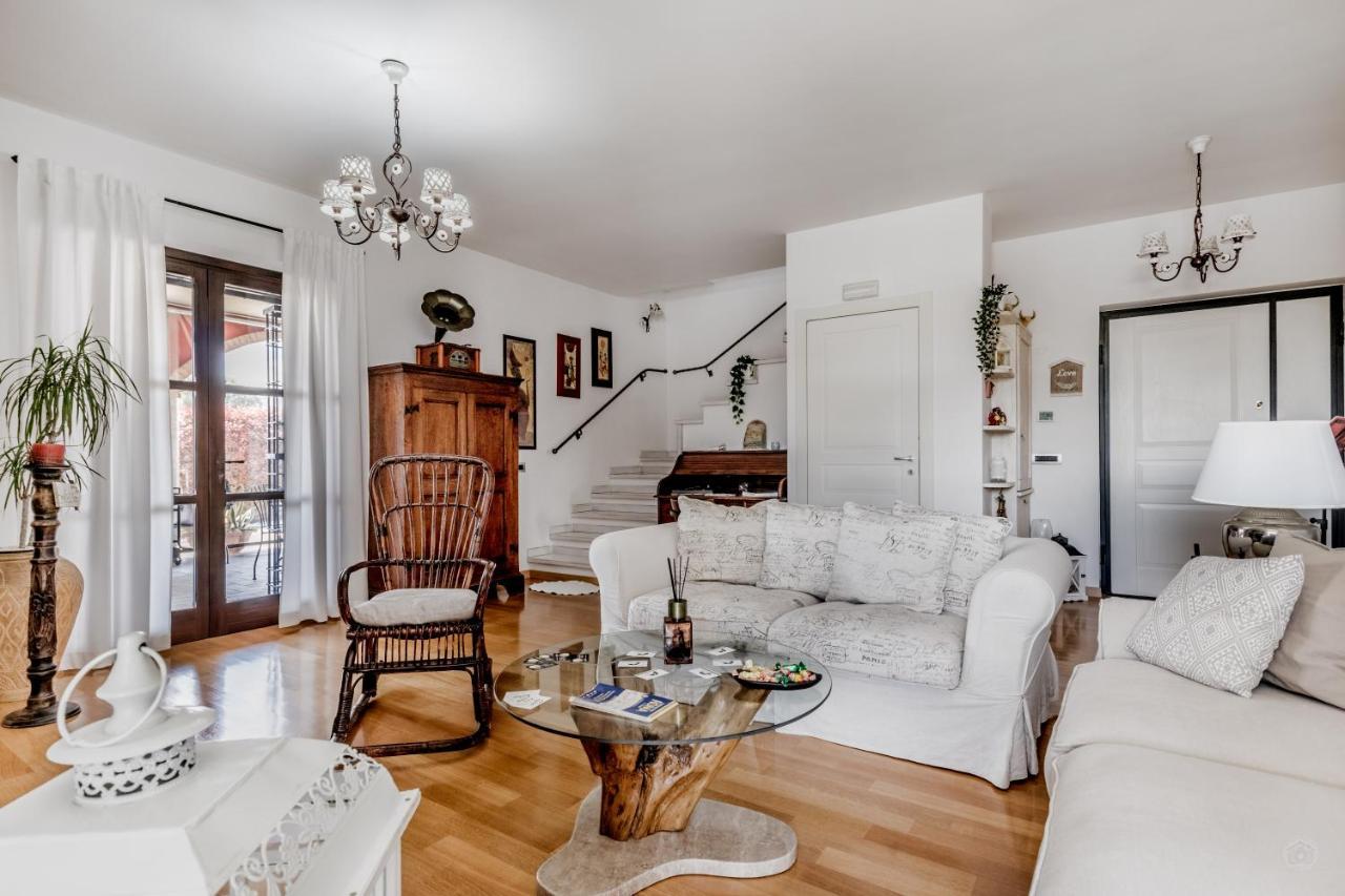 B&B A Casa Di Giulia Guidonia Montecelio Екстер'єр фото